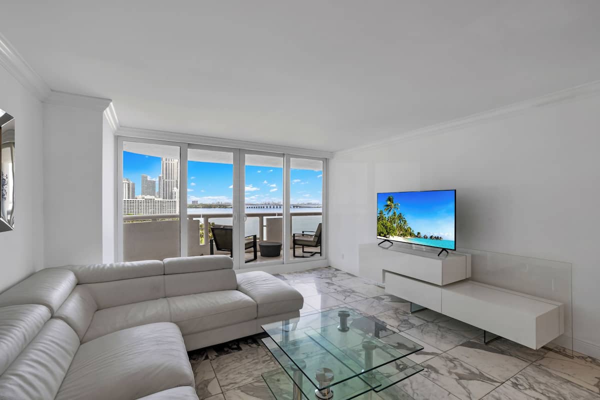 Apartment, 1 Bedroom | Living area | 55-inch TV with digital channels, Netflix, streaming services