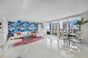 Apartment, Bay View (2 Bedrooms) | Living area | 55-inch TV with digital channels, Netflix, streaming services - Chic Bayfront Condo With Stunning View (Miami)