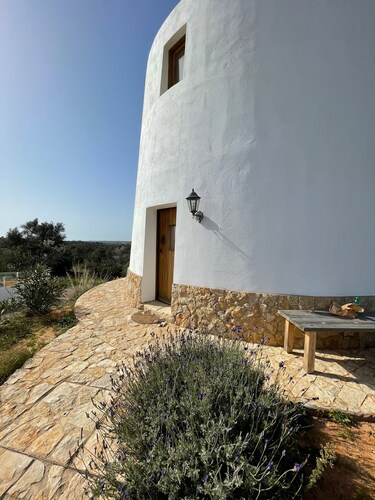 Beautiful mill and views, in the hinterland of the Algarve coast line.<br>
