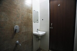 Bathroom - Hotel The Royal  (Udaipur)