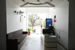 Lobby - Hotel The Royal  (Udaipur)
