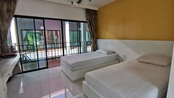 Twin Room, Pool View | Desk, free WiFi, bed sheets
