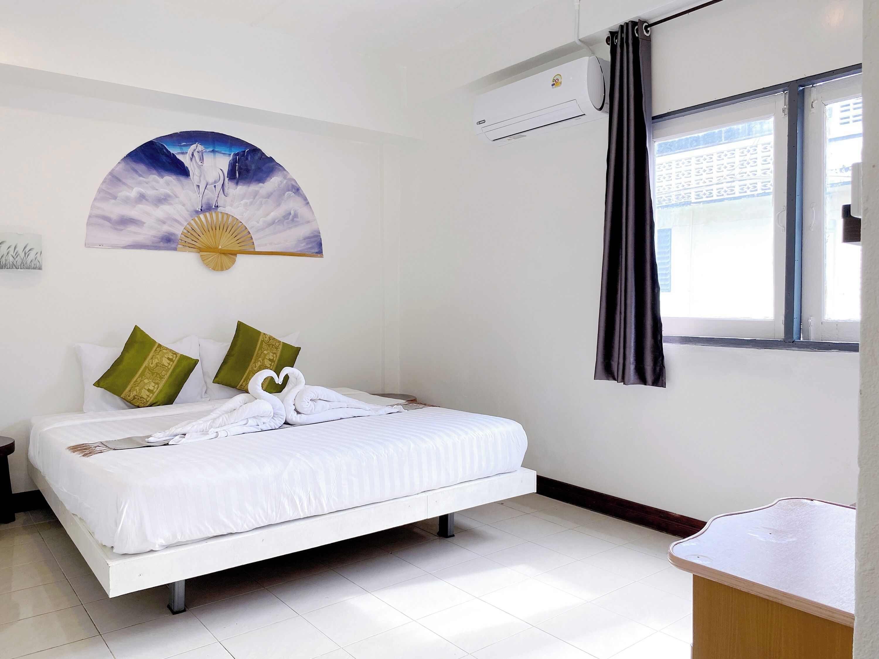 Kahden hengen standard-huone | Työpöytä, ilmainen Wi-Fi, vuodevaatteet