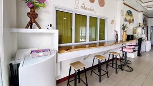 Khu sảnh