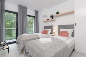 1 chambre, bureau, fer et planche à repasser, Wi-Fi