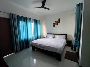Deluxe Room | Free WiFi - Valley View Inn (Nainital)