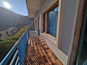 Balcony - Valley View Inn (Nainital)