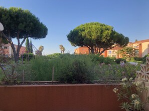 Property grounds - Ground floor apartment La Londe Les Maures 5mn from the beach (La Londe-les-Maures)