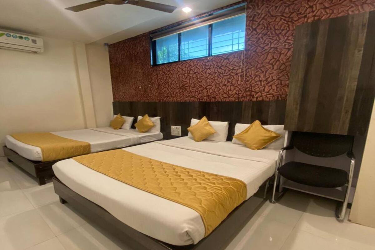 Deluxe Quadruple Room
