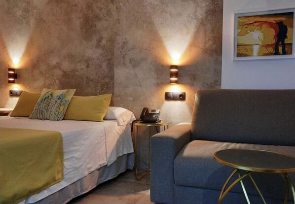 Superior Room | Premium bedding, down comforters, Tempur-Pedic beds