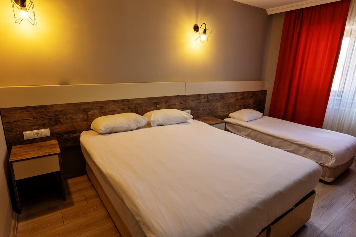 1 bedroom, minibar, individually decorated, individually furnished