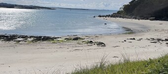 Roc'h Kleguer Bihan house a few steps from the sea