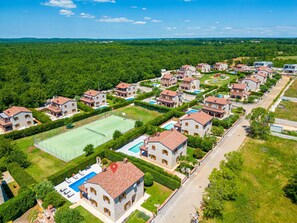 Sport court - Villa Amani with pool (Butkovići)