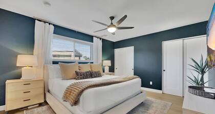 Parque Manor | Heated Pool • Desert Mural • Near Old Town • Sleeps 10