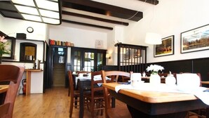 Restaurant - Gasthaus Hotel Bremen (Bremen)