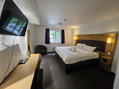 Standard Double Room. Middleton Inn, Manchester