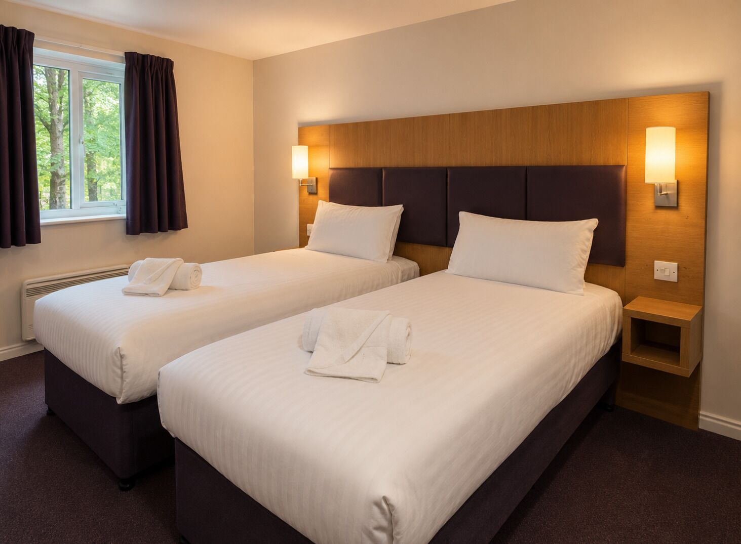 Standard Twin Room | Free WiFi