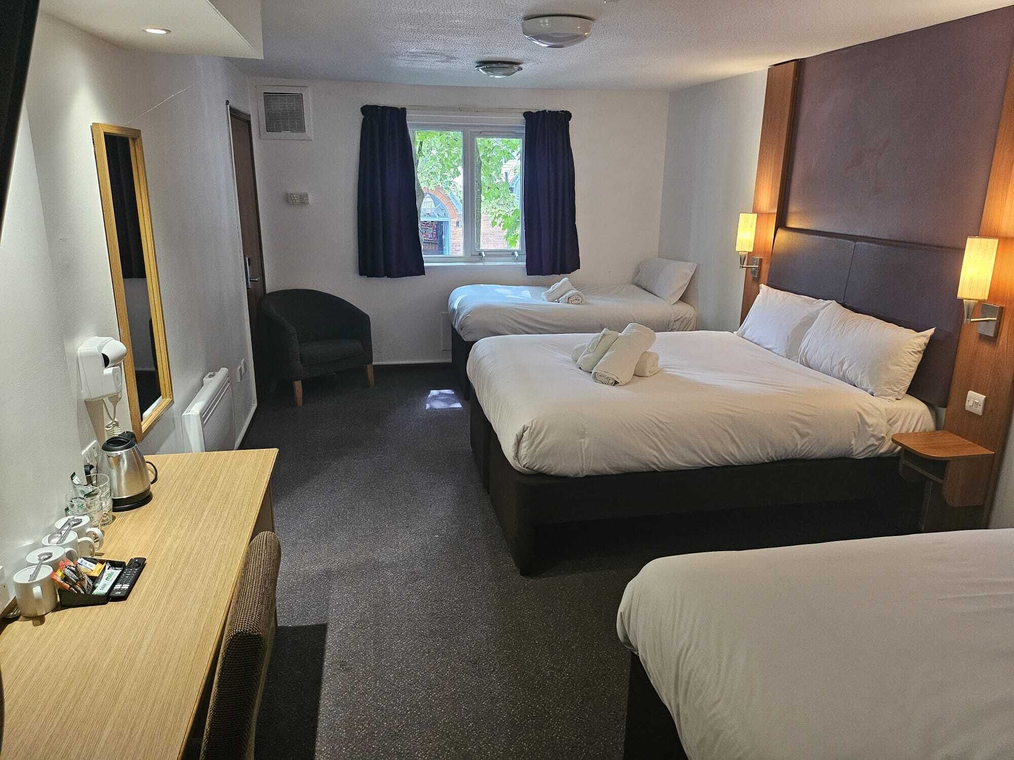 Photo - Middleton Inn, Manchester