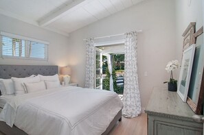 2 bedrooms, iron/ironing board, free WiFi, bed sheets - Walk to Beach | AC | Firepit | Grill (Carlsbad)