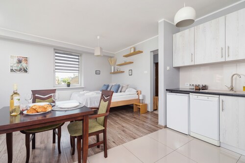 Studio Apartment Gromadzka Cracow