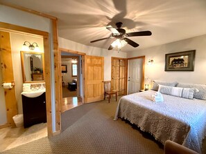 2 soverom, strykejern/-brett, wi-fi (inkludert) og sengetøy