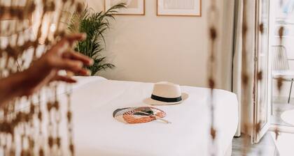 Dave by the Beach Loutraki