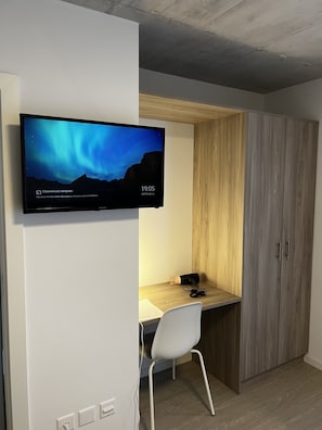 Chambre Deluxe | Literie de qualité supérieure, couette en duvet d'oie, surmatelas