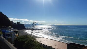 Vue sur la plage/lâocĂ©an