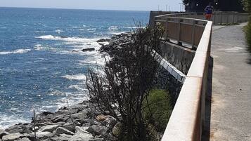 Vue depuis lâhĂ©bergement