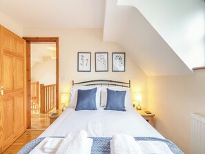 3 chambres, accès au Wi-Fi (inclus), literie fournie