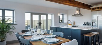 The Maddocks - UK36311