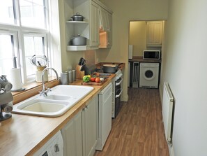 Dishwasher, freezer