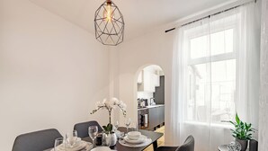 Dining - Ida's Place - UK39577 (Lincoln)