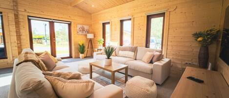 Apartment, Ensuite | Interior