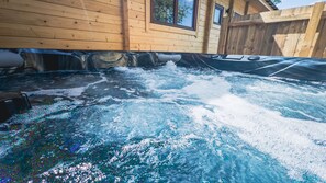 Apartment, Ensuite | Spa