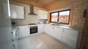 Shared kitchen - Sundance Lodge (Morpeth)