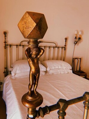 2 Schlafzimmer, Schreibtisch, Bügeleisen/Bügelbrett, WLAN