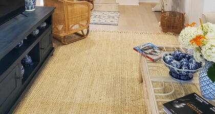 Sea Hear Now & Summer 2026 Gorgeous Renovation-Walk to Beach, Restaurants, Pets!