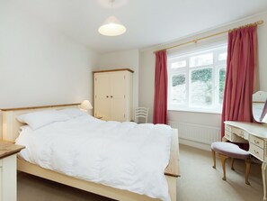 3 chambres, Wi-Fi gratuit, draps fournis