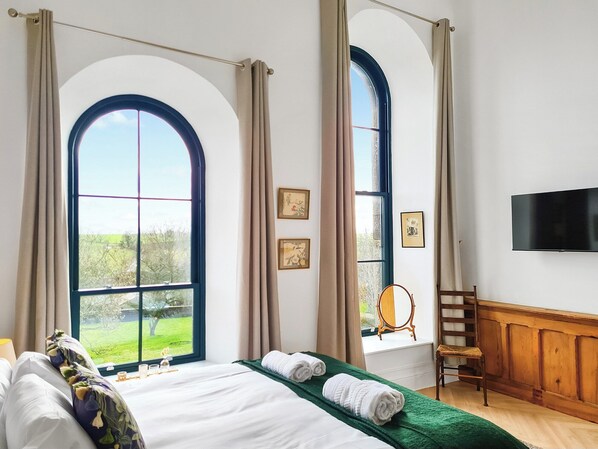 2 bedrooms, free WiFi, bed sheets