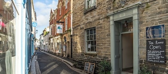 2 bedroom accommodation in Fowey