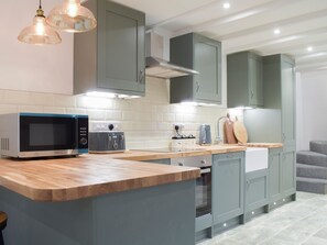 Geschirrspüler, Hochstuhl