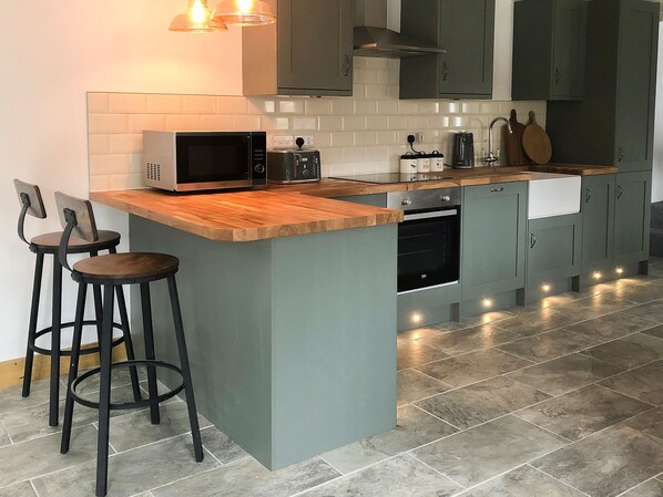 Dishwasher, highchair