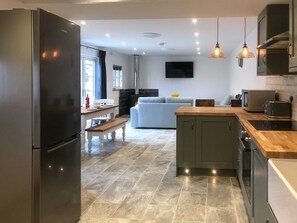 Unclassified image, 2 of 32, button - Middle Hanter - UK37355 (Stanner, near Kington)