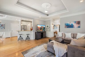 TV connectée, cheminée