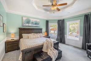 5 bedrooms, free WiFi, bed sheets