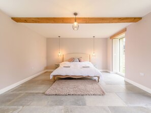 5 Schlafzimmer, kostenloses WLAN, Bettwäsche