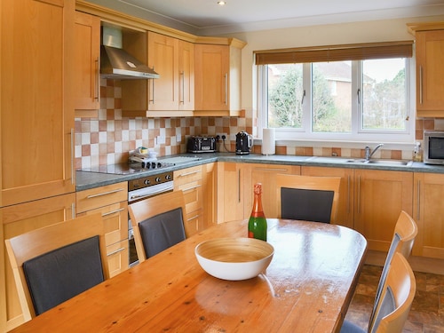 4 bedroom accommodation in Seahouses