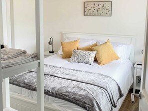 3 habitaciones, wifi gratis y ropa de cama 