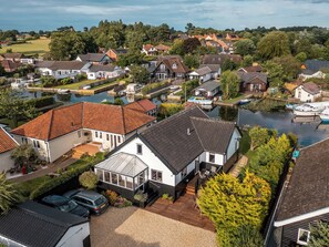 Exterior - 4 bedroom accommodation in Wroxham (Wroxham)